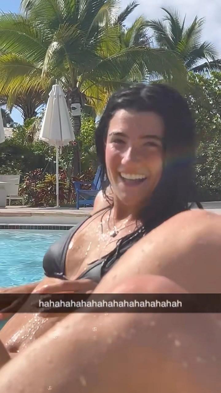 charli_damelio_bikini_waterpark_video_leaked-sknxdk-influencersgonewild charli damelio bikini waterpark video leaked sknxdk influencersgonewild