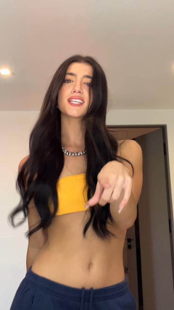 charli_damelio_sexy_sports_bra_video_leaked-jdvllz-influencersgonewild charli damelio sexy sports bra video leaked jdvllz influencersgonewild