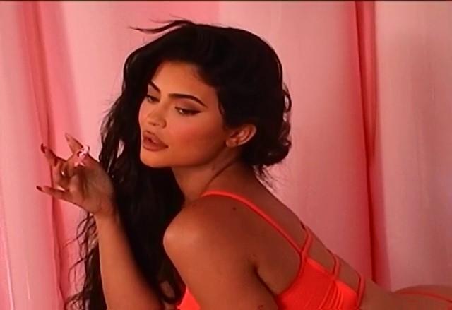 kylie_jenner_and_kim_kardashian_skims_lingerie_photoshoot-mdcwoh-influencersgonewild kylie jenner and kim kardashian skims lingerie photoshoot mdcwoh influencersgonewild