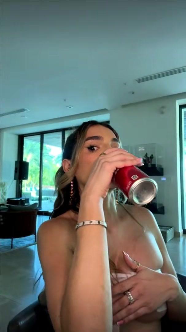 lyna_perez_nude_cutting_clothes_onlyfans_livestream_leaked-clmkut-influencersgonewild lyna perez nude cutting clothes onlyfans livestream leaked clmkut influencersgonewild