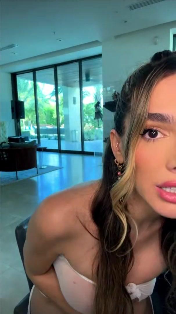 lyna_perez_nude_cutting_clothes_onlyfans_livestream_leaked-scctan-influencersgonewild lyna perez nude cutting clothes onlyfans livestream leaked scctan influencersgonewild