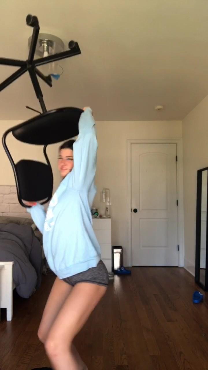charli_damelio_biking_shorts_camel_toe_video_leaked-lqcwlo-influencersgonewild charli damelio biking shorts camel toe video leaked lqcwlo influencersgonewild