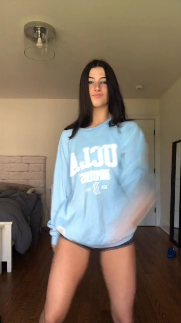 charli_damelio_biking_shorts_camel_toe_video_leaked-tbjcff-influencersgonewild charli damelio biking shorts camel toe video leaked tbjcff influencersgonewild