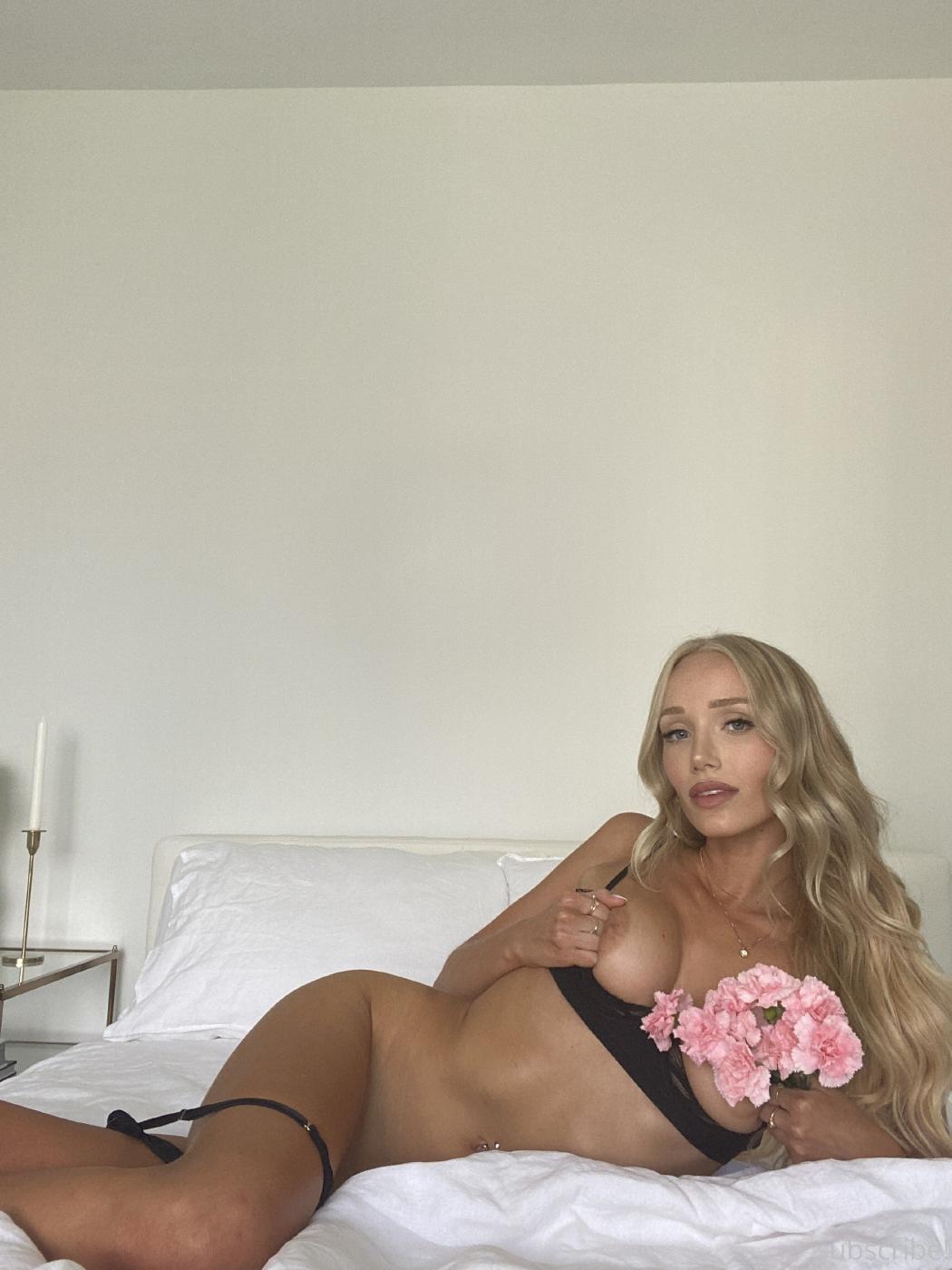 gwengwiz_nude_onlyfans_pictures_leaked-hflmfe-influencersgonewild gwengwiz nude onlyfans pictures leaked hflmfe influencersgonewild
